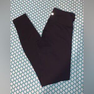 Size 4 Lululemon Wunder Under Leggings
